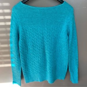 Loft Cable Knit Seater